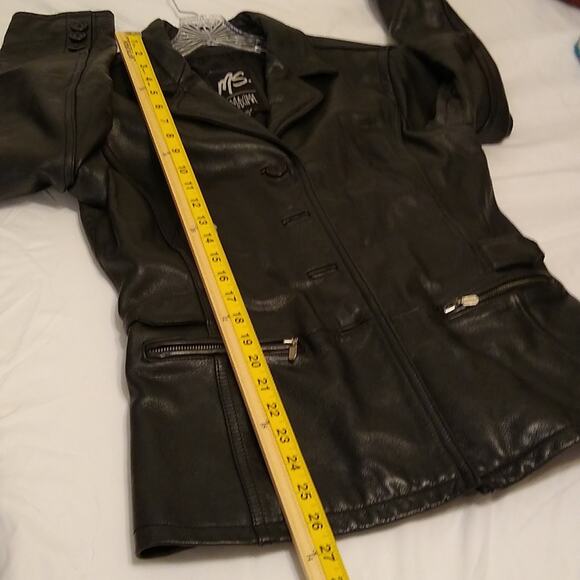 Ms Maxima women's size medium black leather jacket. - Picture 9 of 11